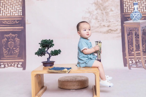 湛江孕妇肚子上的黑线